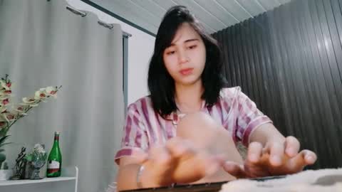 urfave_bbgirl online show from March 19, 2026, 6:34 pm