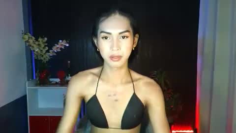 Snapshot of urfavouriteaddiction chatting on November 22, 2025, 6:18 pm Rianne online show from November 22, 2025, 6:18 pm