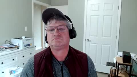 Snapshot of urfavteach50 chatting on April 29, 2026, 7:20 pm Gregor online show from April 29, 2026, 7:20 pm