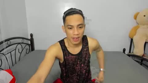 Snapshot of urfucker_vinz chatting on February 2, 2026, 6:12 am urfucker_vinz online show from February 2, 2026, 6:12 am