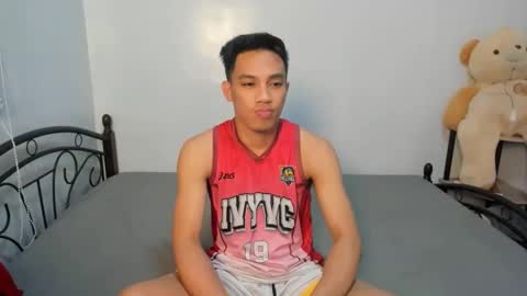 Snapshot of urfucker_vinz chatting on February 8, 2026, 12:19 pm urfucker_vinz online show from February 8, 2026, 12:19 pm