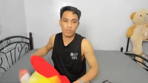 Snapshot of urfucker_vinz chatting on February 14, 2026, 11:56 pm urfucker_vinz online show from February 14, 2026, 11:56 pm