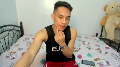 Snapshot of urfucker_vinz chatting on February 22, 2026, 12:47 pm urfucker_vinz online show from February 22, 2026, 12:47 pm