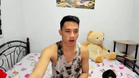 Snapshot of urfucker_vinz chatting on March 4, 2026, 12:44 pm urfucker_vinz online show from March 4, 2026, 12:44 pm