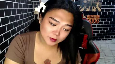 Dimple online show from September 18, 2025, 5:42 am