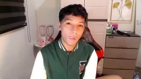 Ethan online show from April 11, 2026, 3:05 pm