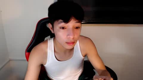 Snapshot of urhotethanxx chatting on July 18, 2026, 10:35 pm Ethan online show from July 18, 2026, 10:35 pm