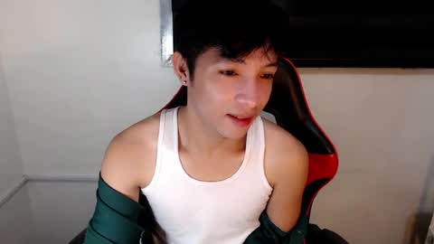 Snapshot of urhotethanxx chatting on July 25, 2026, 4:59 pm Ethan online show from July 25, 2026, 4:59 pm