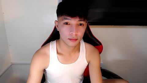 Snapshot of urhotethanxx chatting on July 28, 2026, 8:52 pm Ethan online show from July 28, 2026, 8:52 pm