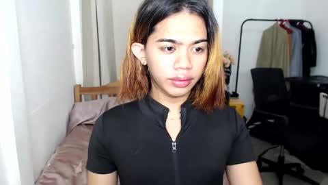 Snapshot of urhottest_zoe chatting on May 23, 2026, 8:51 am zoe online show from May 23, 2026, 8:51 am