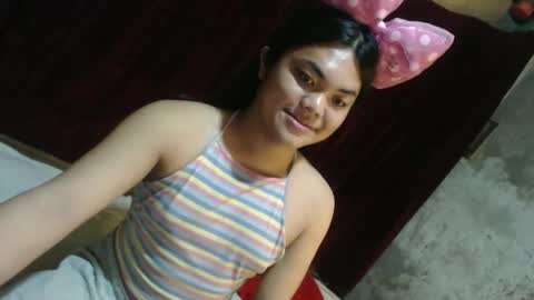 urhottie_bella online show from March 8, 2026, 9:18 pm