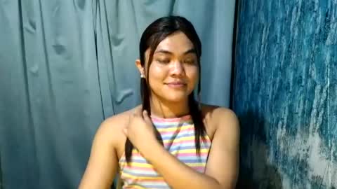 Snapshot of urhottie_bella chatting on July 9, 2026, 11:58 am urhottie_bella online show from July 9, 2026, 11:58 am