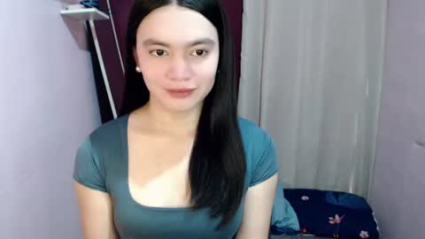 Snapshot of urhottiest_katey chatting on June 12, 2026, 4:33 am Katey online show from June 12, 2026, 4:33 am