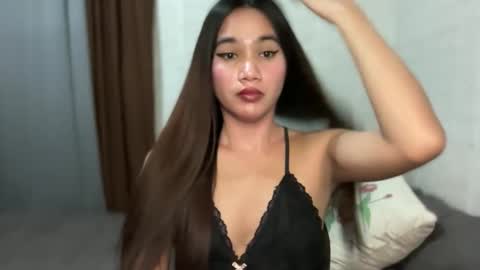 urhottylicious_cum online show from April 2, 2026, 10:46 am