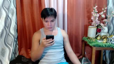 Snapshot of urhunky_ivan chatting on December 3, 2024, 4:50 pm urhunky_ivan online show from December 3, 2024, 4:50 pm
