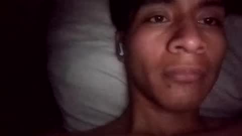 Uriel sgueme en ig  online show from February 9, 2025, 5:29 am