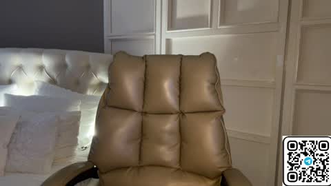 Kristina online show from April 10, 2026, 1:11 am