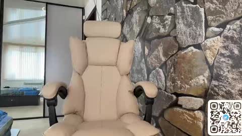 Kristina online show from April 28, 2026, 4:17 am