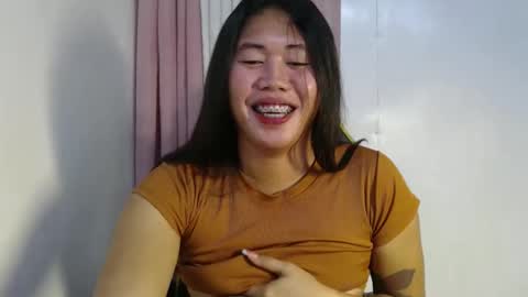 Snapshot of urlovely_sofie chatting on October 25, 2025, 7:08 pm Sofie online show from October 25, 2025, 7:08 pm