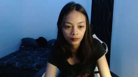 Snapshot of urlovely_yang03 chatting on November 28, 2025, 12:41 pm juliana online show from November 28, 2025, 12:41 pm