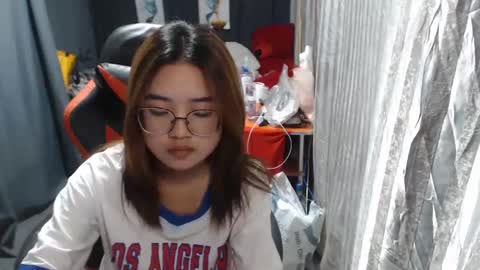 urlovelychinita online show from March 2, 2025, 2:30 am