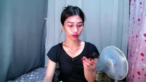 Snapshot of urloverjasmine_xx chatting on May 15, 2026, 11:23 pm urloverjasmine_xx online show from May 15, 2026, 11:23 pm