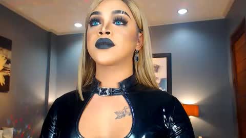 UrMajestyTyra online show from February 19, 2025, 12:35 am