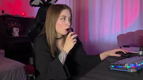 urmissalice online show from February 19, 2025, 1:39 pm