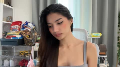 urnaughtyasianprincessjam online show from July 25, 2026, 6:33 am