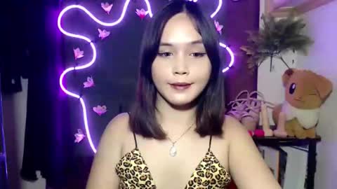 Pia online show from October 9, 2025, 9:13 pm