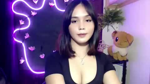 Pia online show from October 11, 2025, 11:03 pm