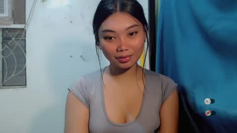 Snapshot of urpinay_sandra69 chatting on June 26, 2026, 5:23 am urpinay_sandra69 online show from June 26, 2026, 5:23 am