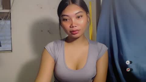 Snapshot of urpinay_sandra69 chatting on June 29, 2026, 11:27 pm urpinay_sandra69 online show from June 29, 2026, 11:27 pm