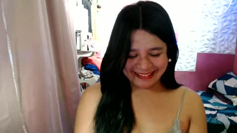 Snapshot of urpinaymistizaxxx chatting on June 19, 2026, 2:38 am urpinaymistizaxxx online show from June 19, 2026, 2:38 am