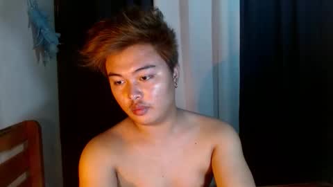 urpinoyjohnx online show from September 20, 2025, 3:35 pm