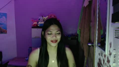 hi im kim online show from October 26, 2025, 12:16 am