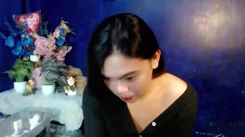urpretty_girl online show from December 15, 2025, 7:34 am