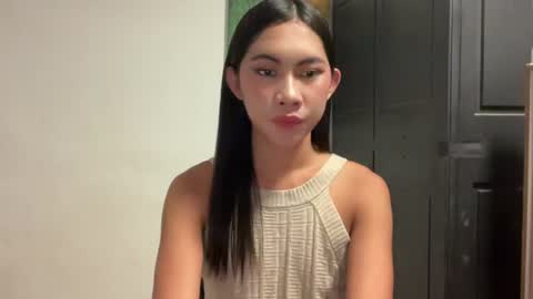 Snapshot of urpretty_mistake chatting on June 22, 2026, 12:46 pm urpretty_mistake online show from June 22, 2026, 12:46 pm