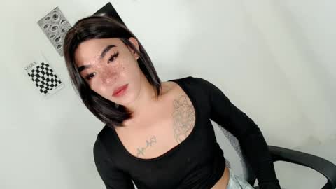 Snapshot of urseductive_mistress chatting on July 21, 2026, 11:29 pm urseductive_mistress online show from July 21, 2026, 11:29 pm