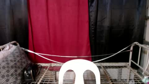 ursexyvalerie_xx online show from September 16, 2025, 4:41 pm