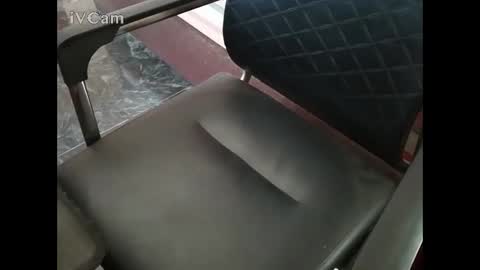 Snapshot of ursfriendmale chatting on February 16, 2025, 6:21 am urs friend online show from February 16, 2025, 6:21 am