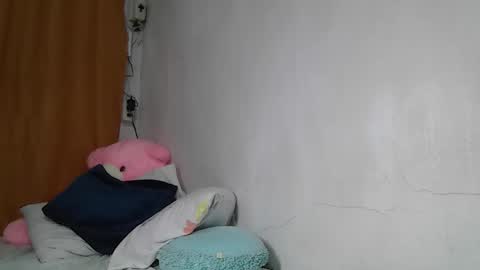 Your LUNA  online show from April 21, 2026, 4:12 pm