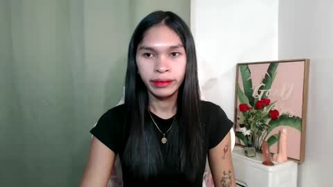 ursweet_zeviixx online show from October 13, 2025, 8:25 am