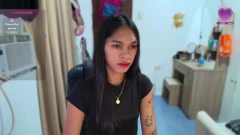 ursweet_zeviixx online show from December 20, 2025, 10:22 am