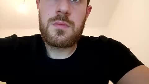 ursweetdreamx online show from December 18, 2025, 5:08 pm