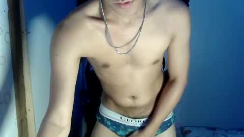 Snapshot of ursweetie_boy chatting on July 18, 2026, 1:26 pm ursweetie_boy online show from July 18, 2026, 1:26 pm
