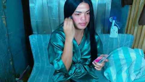 JEN online show from November 24, 2025, 8:25 am