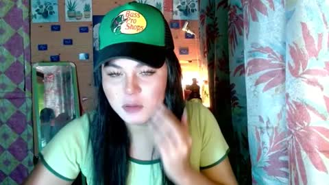 YOURGIRLCAMILLA online show from January 13, 2026, 2:44 pm