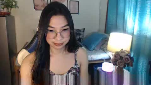 Ashley Kate Mateo Gray online show from March 4, 2025, 1:38 pm