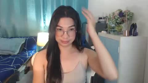 Ashley Kate Mateo Gray online show from October 6, 2025, 10:23 am